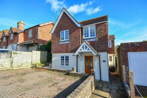 May Cottage, Castle Hill, Robertsbridge TN32 5UD