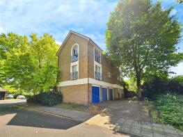 35, Water Lane, London SE14 5DN