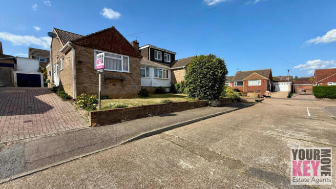 Canterbury estate agents - Your Key Move. Free pro
