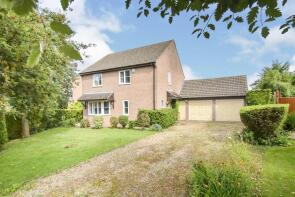 8, Walnut Close, Oakham LE15 7QQ