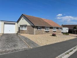 22, Julians Acres, Berrow, Burnham-on-sea TA8 2LZ