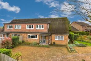 Miowne, Horsham Road, Dorking RH5 4QU