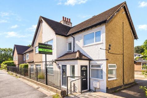 Brighton Road, Hooley, Coulsdon, Surrey, CR5
