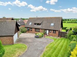 2, Barkers Field, Long Clawson LE14 4PL