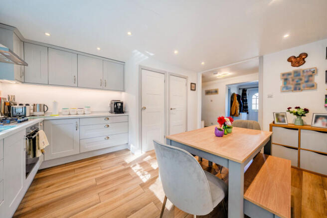 Kitchen/Dining