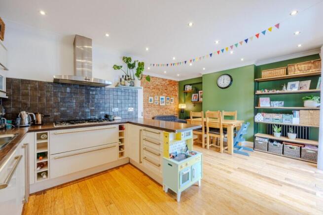 Kitchen / Diner
