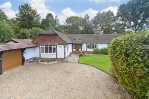 4 Cobwebs, Chesterfield Close, East Grinstead RH19 2PY