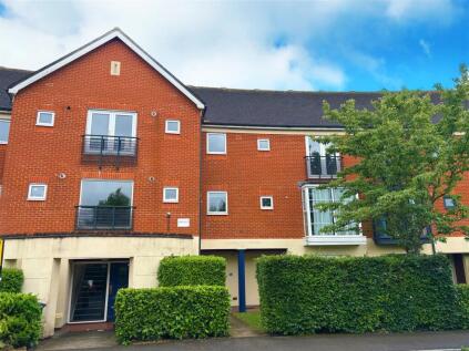 Grasholm Way, Langley, Berkshire