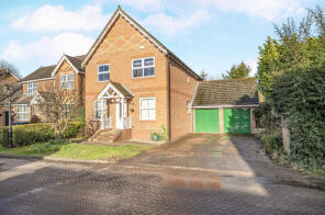 12, Thorpeside Close, Staines-upon-thames TW18 3NZ