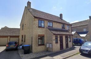 4, Chestnut Close, Carterton OX18 3YN