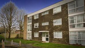 46, Lethe Grove, Colchester CO2 8RQ