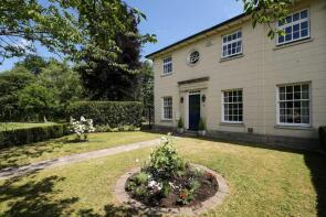 9, The Courtyard, Henn Lane, Chippenham SN15 5JZ