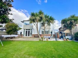 21 Sefton House, Terminus Road, Bexhill-on-sea TN39 3LR