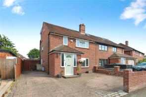 49, Manor Way, Bagshot GU19 5JZ