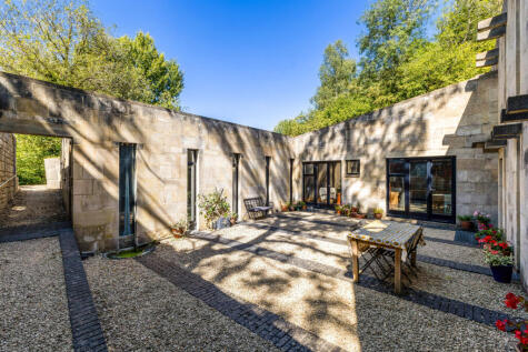Avoncliff, Bradford-on-Avon, Wiltshire, BA15
