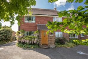 Canowindra, The Street, Polegate BN26 6TX