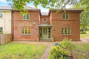 2, Wood Lane, Swindon SN5 0AH