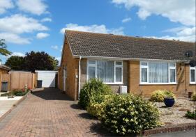 34, Waverley Gardens, Pevensey BN24 6LD