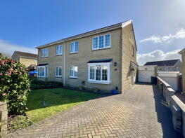 6, Eastcote Close, Plymouth PL6 6HH