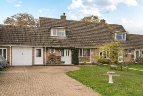 18, Meadow Way, Westergate, Chichester PO20 3QT