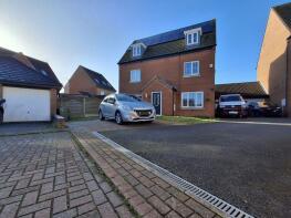 23, Saffre Close, Scunthorpe DN15 9YN