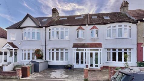 Mayfield Road, Chingford, E4