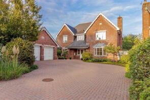 4, Walnut Grove, Caldicot NP26 5UX