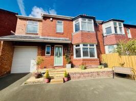 10, Clovelly Gardens, Bedlington NE22 5UG
