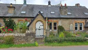 2, Castle Cottages, C1203 From C1205 To Monnow Farm, Hereford HR2 0LE