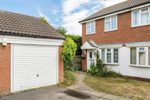 23, Thirlmere, Huntingdon PE29 6UJ