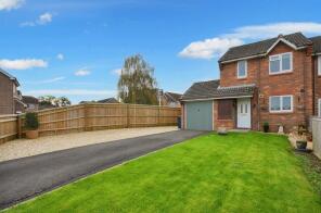 1, Primrose Close, Gillingham SP8 4TX