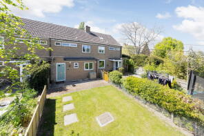 11, Manor Close, Banbury OX17 1RA