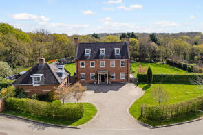 1, Kinsbrook, Horsham RH13 0AT
