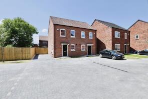 28, Lapwing Close, Doncaster DN10 4SR