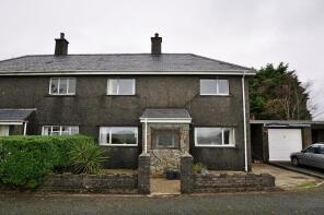 2, Islyn, Road From Hen Efail Northeastwards To Cefn Coch Isaf, Garndolbenmaen LL51 9AZ