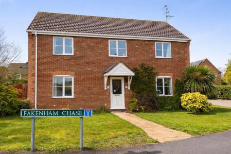 Fakenham Chase, Holbeach