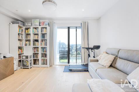 Grove Road, London, EN4