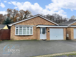 57, Queens Close, Ferndown BH22 0HN