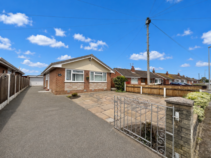 Eastpines Drive, Cleveleys, FY5