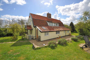 Step House, Debenham Road, Stowmarket IP14 6BA