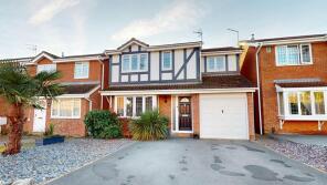 48, Sir John Pascoe Way, Northampton NN5 6PQ