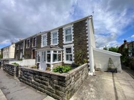 8, School Road, Glais, Swansea SA7 9EY