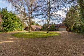 19 The Coppins, Matchams Lane, Christchurch BH23 6AW