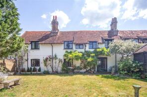 Little Hall, Bishops Farm Close, Oakley Green, Windsor SL4 5UN