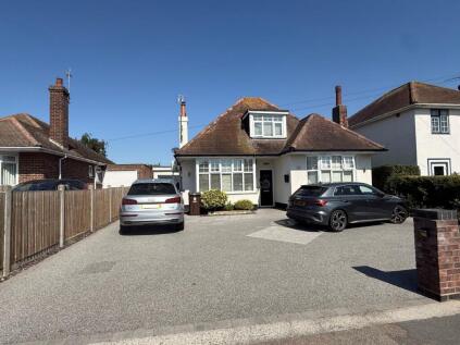 Walton Road, Frinton-on-sea
