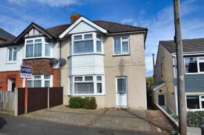 19, Longmead Road, Ryde PO33 2TN