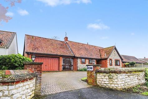 Detached Chalet - Hall Lane, Thornham