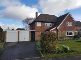 7 Abbotts Mead, Meadoway, Aylesbury HP17 8QJ