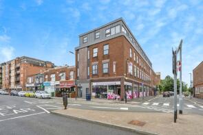 Flat 2, 62a, High Street, Cosham, Portsmouth PO6 3AJ