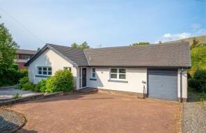 10d Briarvale, Main Street, Glasgow G63 0XB